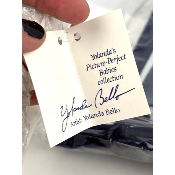 VTG Ashton Drake Matthew Porcelain Doll by Yolanda Bello 1980s Perfect Babies - Picture 15 of 16